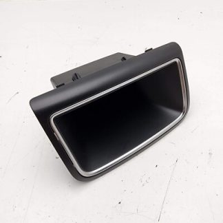 Audi A4 Arka Orta Konsol Küllük Yuvası 8K0863300B